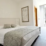 Eden Park Hotel