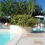 Eden Park 3*