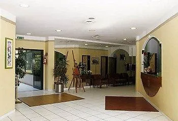 Eden Park 3*