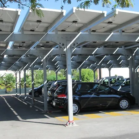 Eden Park 3* Marina di Montemarciano