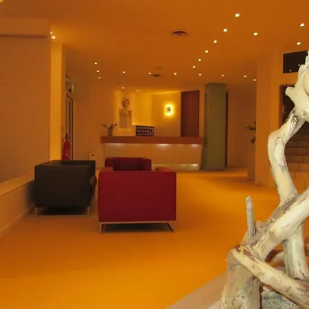 Eden Park فندق 3*